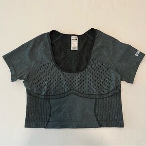 Gymshark Woman Sport Seamless Crop Top Short Sleeve Logo Activewear Size XXL